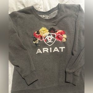 Women’s Ariat crewneck